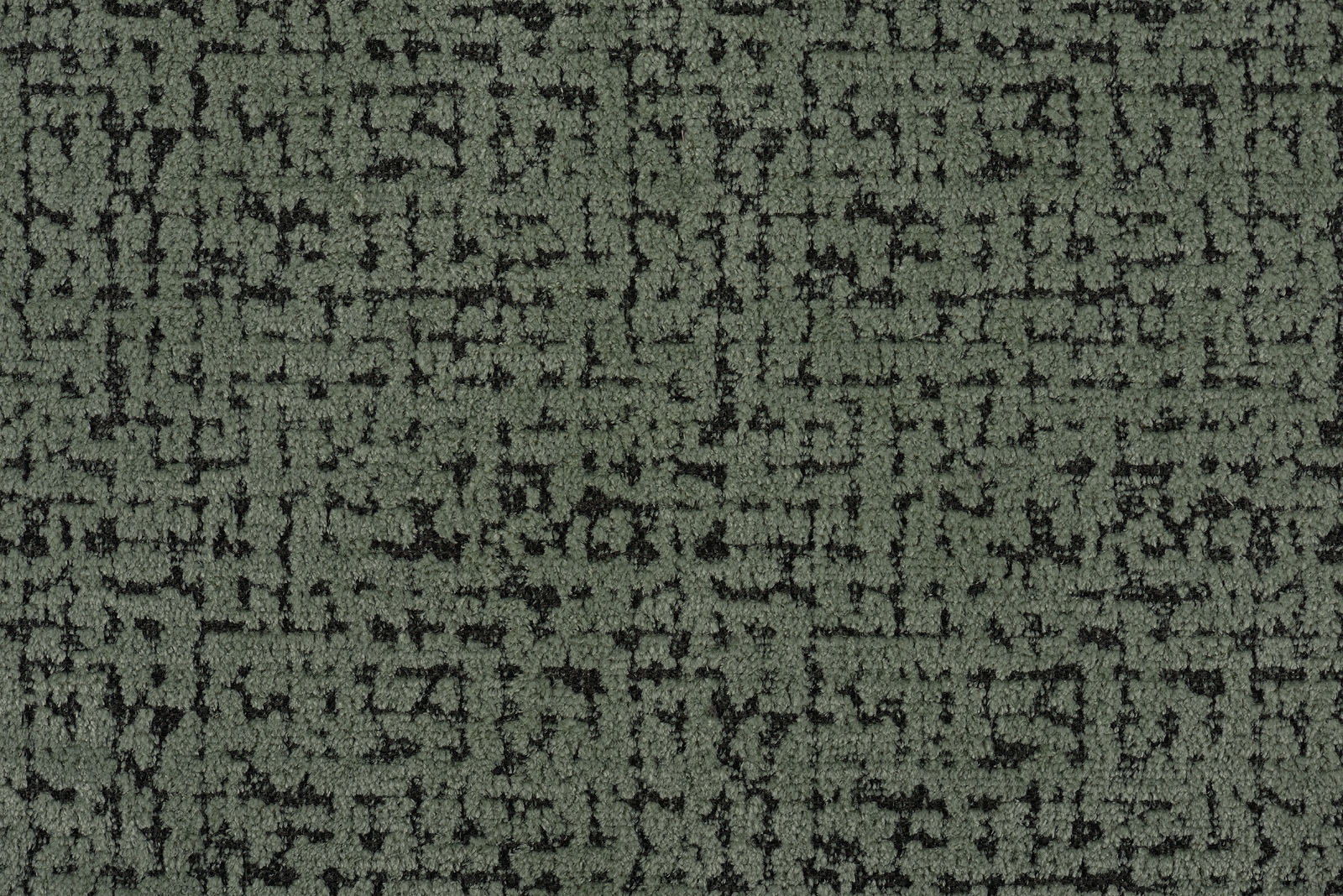 10990136695a